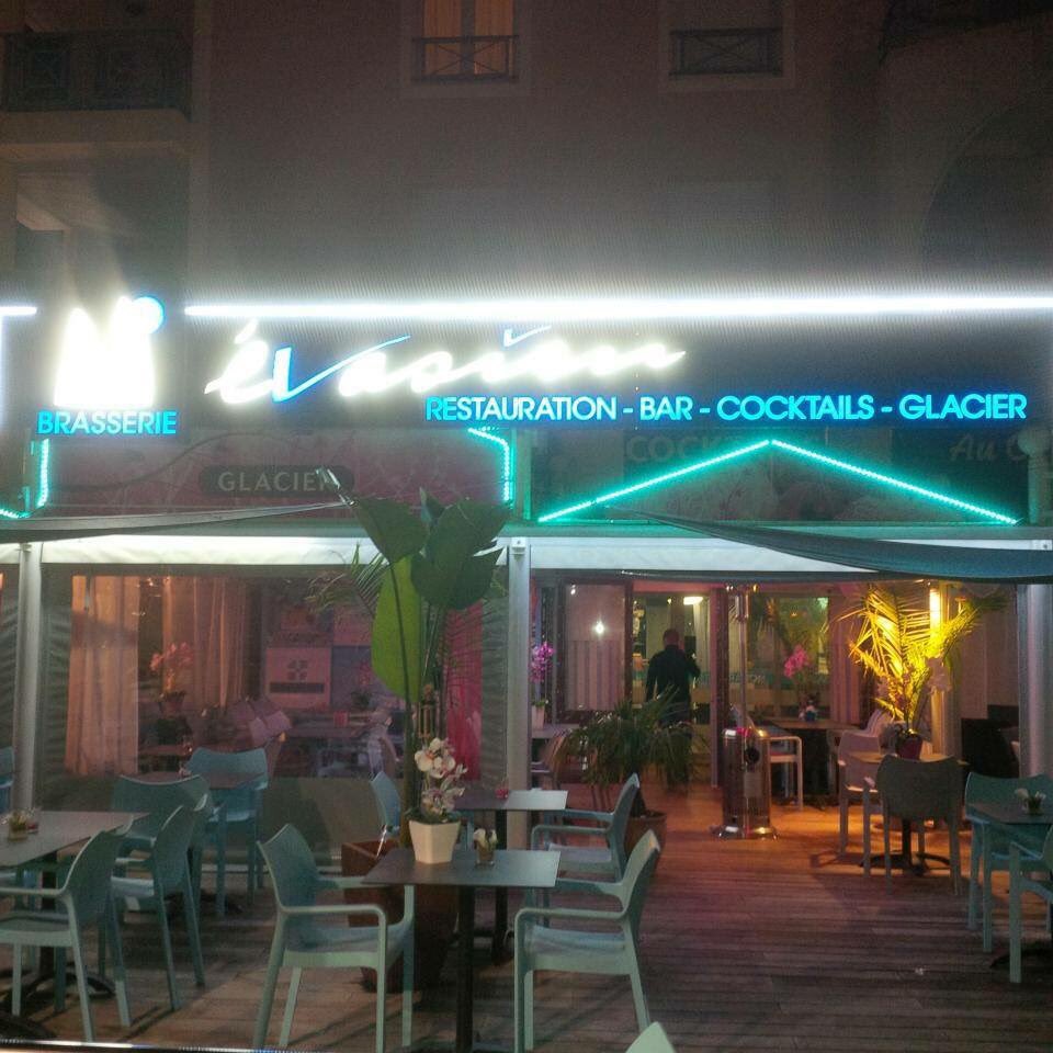 FrejusSaintRaph's tweet photo. Evasion à Port Fréjus https://t.co/UmC5wbgqt8