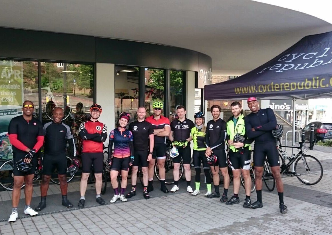 Dirtywknd's tweet photo. Pics from our Awesome @CycleRepublicUK ride. Join us on Sunday as we ride out from Twickenham 👍🚴https://t.co/mIifedQrhZ #RideLots #cycling https://t.co/knfMbJK334