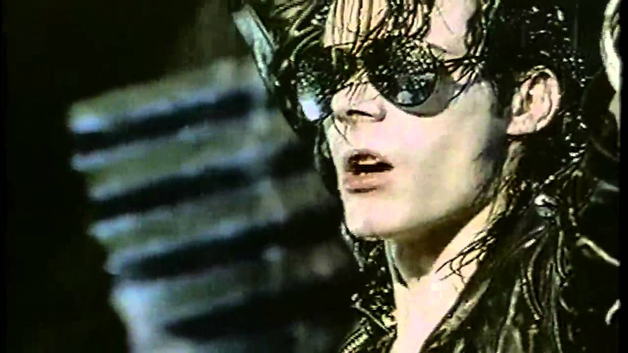 A very happy birthday to Andrew Eldritch !  