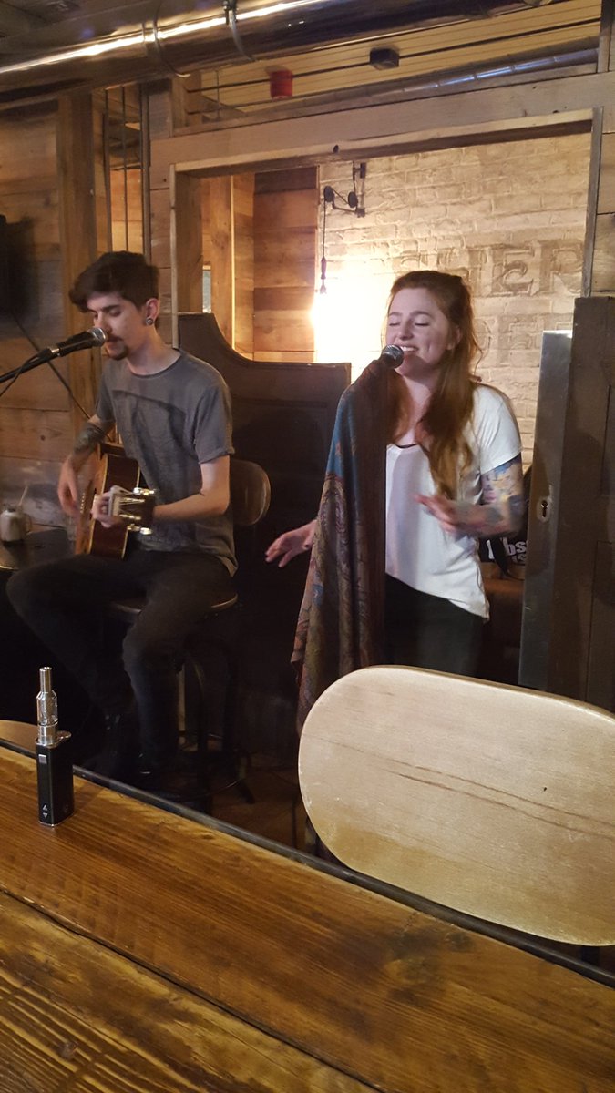 SymbiontDuo's tweet image. Live last night from @Stockyard_SH 🎶 #symbiont #symbiontband #warringtonmusic @thisisWAM @unsigned_scene @