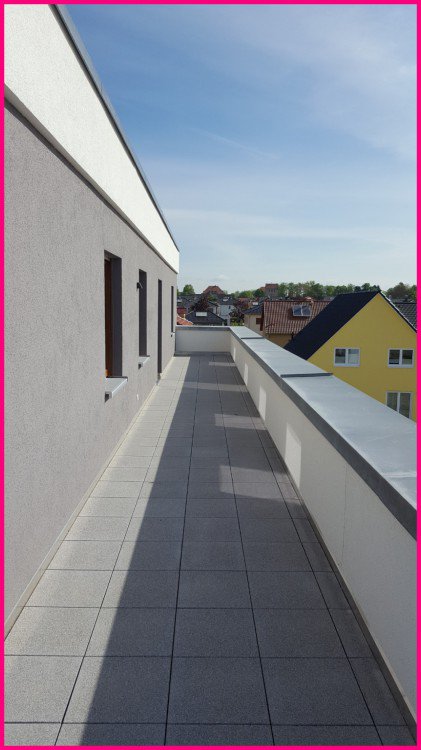 Schöne Neubauwohnung mit sonniger #Dachterrasse ow.ly/1VA030bJ030 #Berlin #Miete #Immobilien