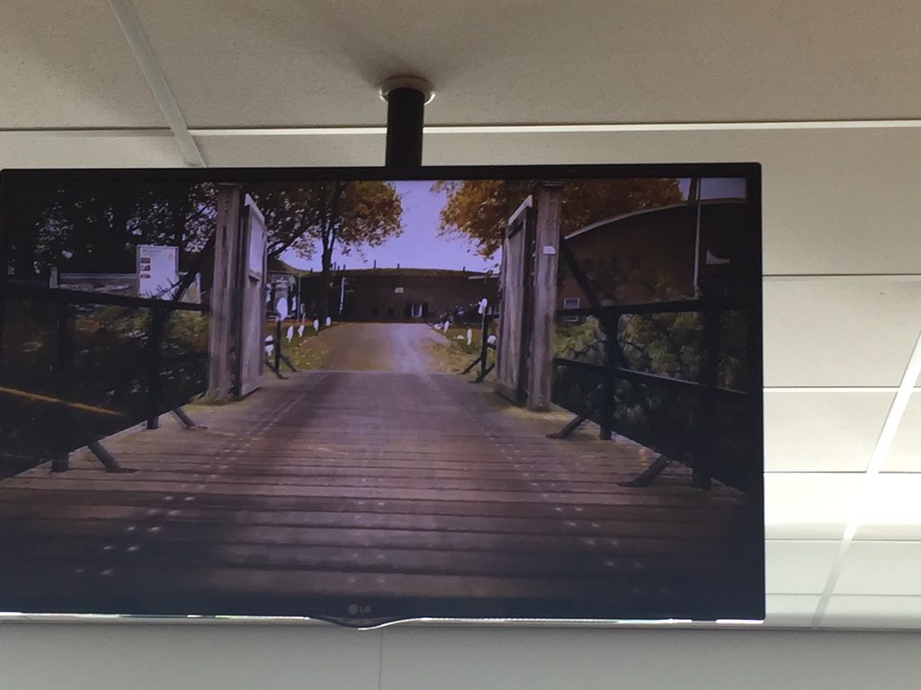 Beachsport's tweet image. Tof! Bij @AH_Werkendam draait bij kassa's promofilmpje #eredivisie #beachvolleybal 
Kom naar dit unieke evenement Copakadijk-@FortAltena