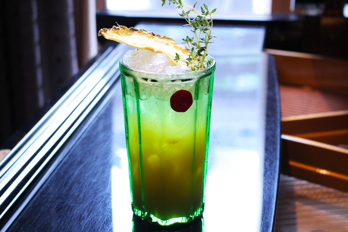 CorinthiaLis's tweet photo. This delicious cocktail from our #TempusLoungeBar called "#Homeland" will also be attending #LisbonBarShow2017! Join us and @Tanquerayusa! https://t.co/Hd2cG5Sg1q