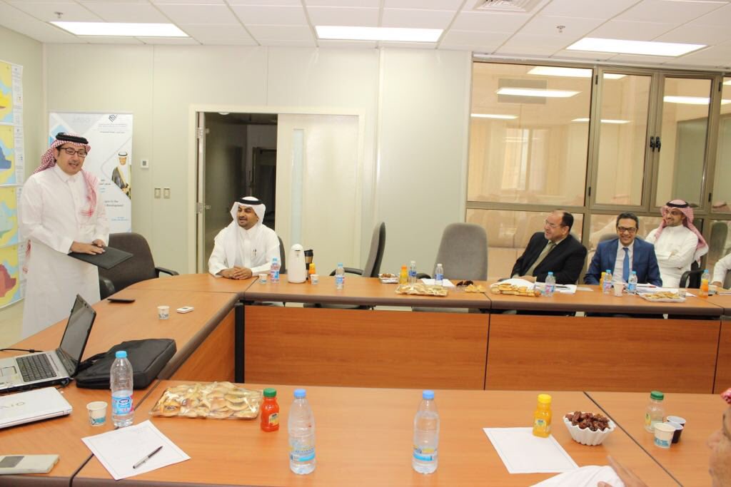 SaudiSce's tweet photo. اختيار #المهندس عبداللطيف العابسي ضمن لجنة تقييم رسائل الماجستير بكلية #العمارة والتخطيط بجامعة الامام عبدالرحمن الفيصل بالدمام . https://t.co/e2ObyX42qc