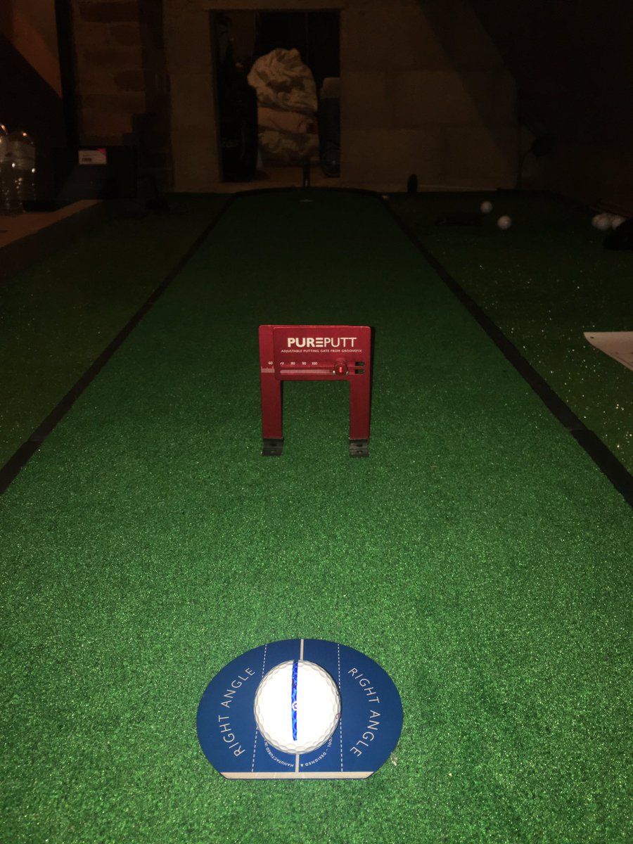 liamrobbo1989's tweet photo. In door warm up this Morning with this rain, using my @GrooveFix products PUREPUTT &amp; RIGHT ANGLE. Buy yours here https://t.co/2OyBkSvpQI https://t.co/QgxN3WZpn2