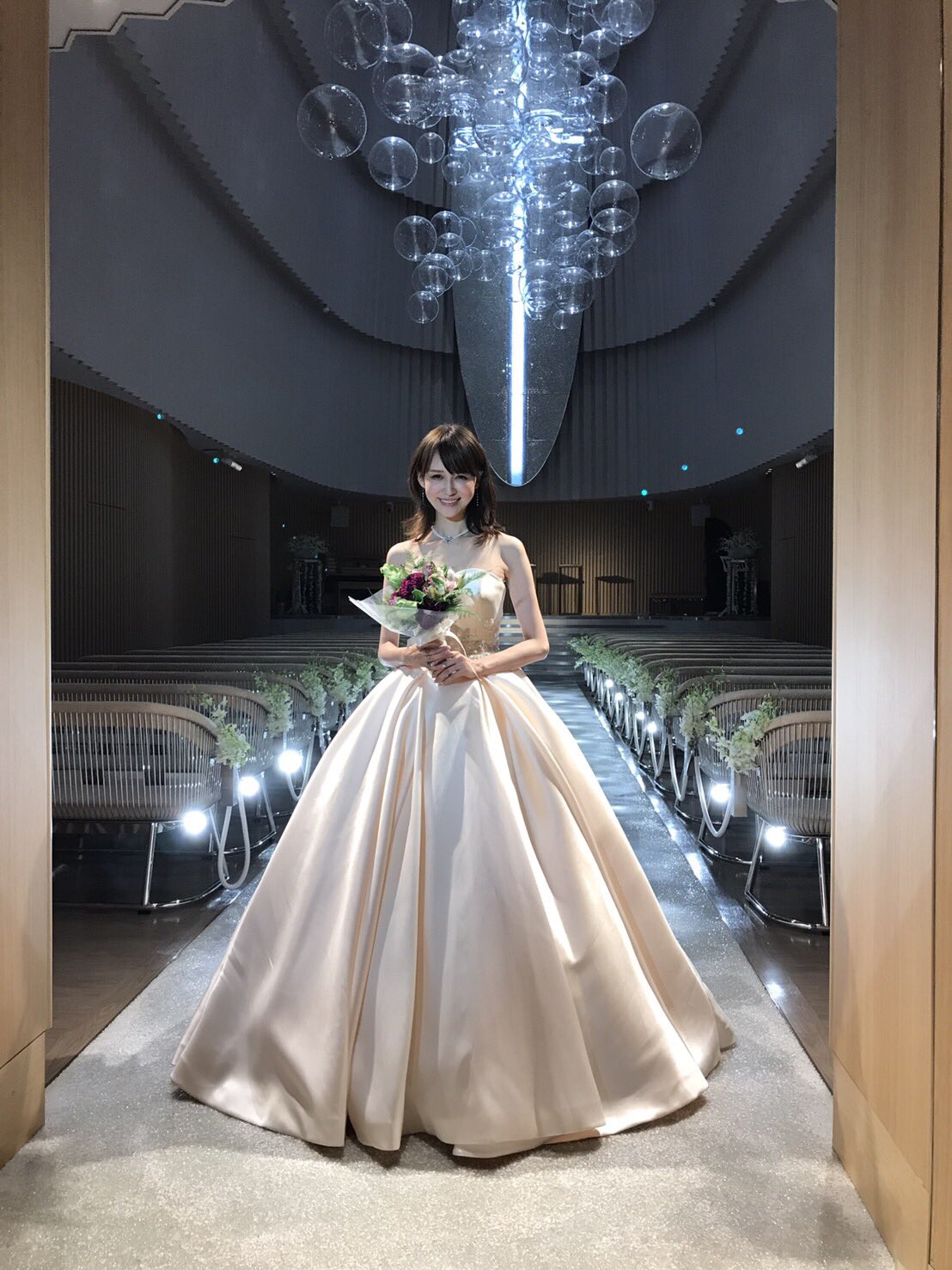石田紗英子 Sur Twitter 指輪づくりに続いて ノートルダム横浜みなとみらいにて 花嫁体験させていただきました 横濱ツウ ノートルダム横浜みなとみらい 石田紗英子 Sur Twitter 指輪づくりに続いて ノートルダム横浜みなとみらいにて 花嫁体験させていただきました 横濱ツウ ノートルダム横浜みなとみらい