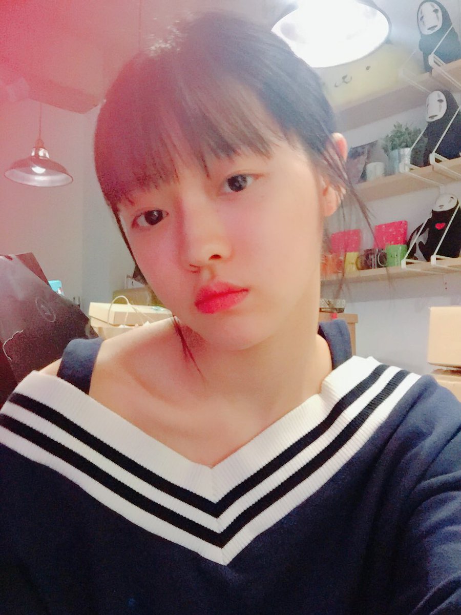 OMG_members's tweet photo. #오마이걸 #샤샤 #시들시들 #샤무룩 #뭐해_ #.... https://t.co/Xi5kZJI1Hg