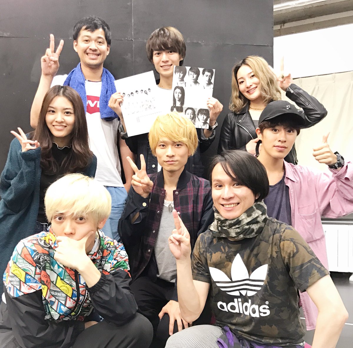 オーバーリング ギフト 稽古7日目 今日は ツアーの合間を縫って 音楽の 杉本雄治 さんが稽古場にいらしてくださいました 初の集合写真 お稽古を実際にご覧いただいて 杉本さんの中でもさらに楽曲のイメージが膨らんだようでした オーバー オーバーリング ギフト 稽古7日目 今日は ツアーの合間を縫って 音楽の 杉本雄治 さんが稽古場にいらしてくださいました 初の集合写真 お稽古を実際にご覧いただいて 杉本さんの中でもさらに楽曲のイメージが膨らんだようでした オーバー