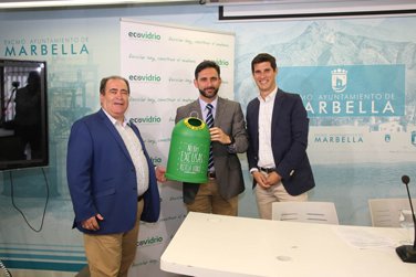 Más de 120 establecimientos de hostelería se adhieren al servicio de recogida de vidrio ‘puerta a puerta’  siempremarbella.es/noticias21.es/…