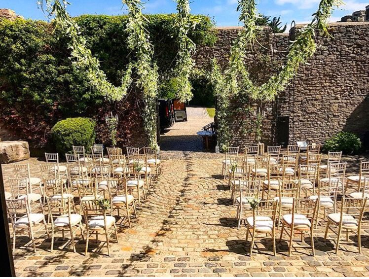 With this grey weather we are wishing to be back <a href="/Walton_Castle/">Walton Castle</a> last week for this gorgeous #wedding #eventprofs