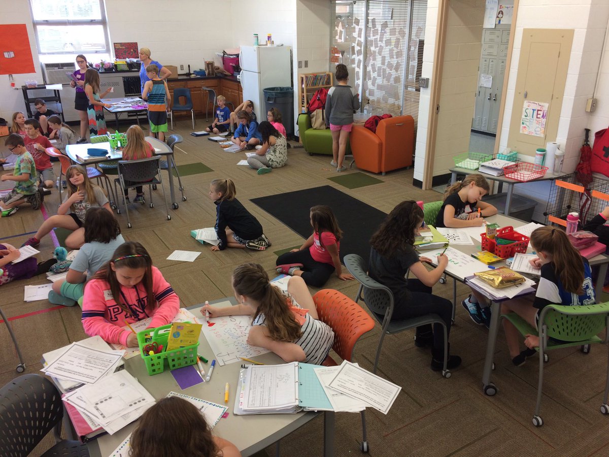 Full house <a href="/WestCler/">West Clermont Schools</a> stem center today for the 4th grade  #superstem day.