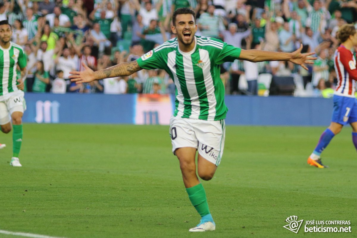 DaniCeballos46's tweet photo. Buena actitud e imagen del equipo en el último partido en el Villamarín. Gracias afición por no habernos dejado solos en ningún momento 💚 https://t.co/FrQVdEOW3w