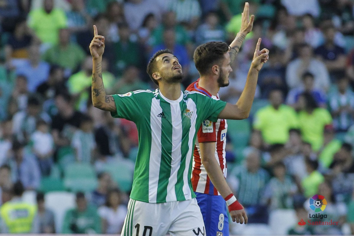 DaniCeballos46's tweet photo. Buena actitud e imagen del equipo en el último partido en el Villamarín. Gracias afición por no habernos dejado solos en ningún momento 💚 https://t.co/FrQVdEOW3w