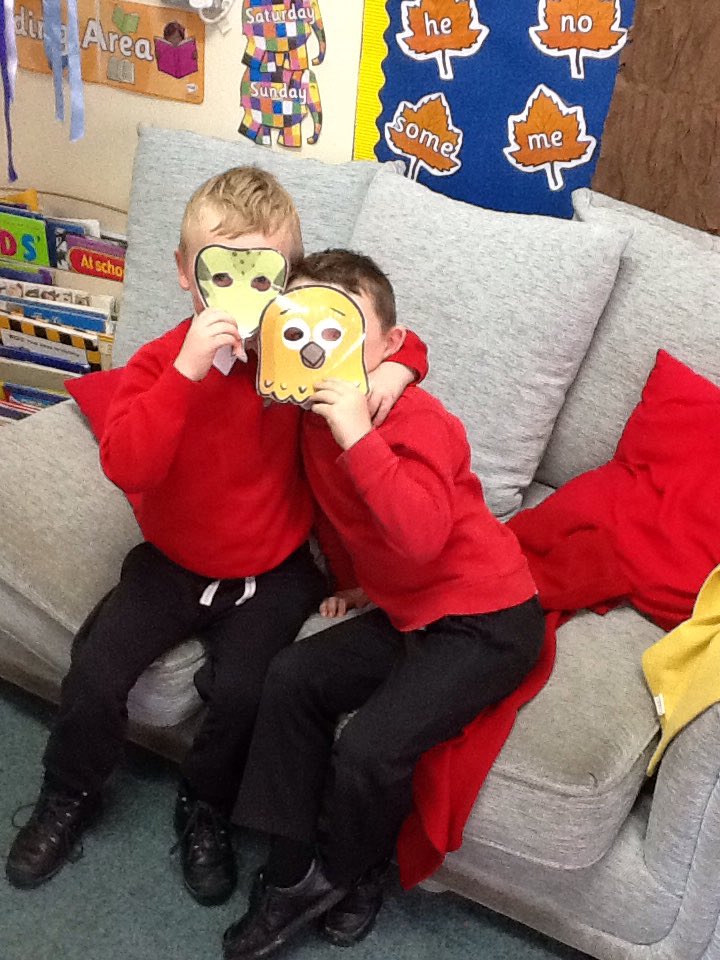 gshepherd_s's tweet photo. Acting out our story last week. It was amazing how little support you needed to narrate the entire book. #thegruffalo @Rockingham_News https://t.co/Tb5ot7WqEo