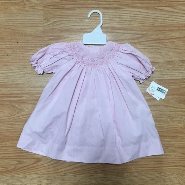 bloomconsign's tweet photo. New Adorable Petit Ami Dress, Size 9 mos https://t.co/EwDzez325l https://t.co/SHTWPC2c8g