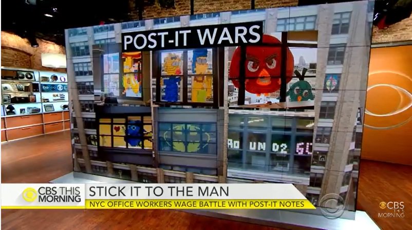 FrankHensen's tweet photo. Post it war in New York #PostItWar #CanalNotes https://t.co/y54RtxLypX https://t.co/qKJglsssHt