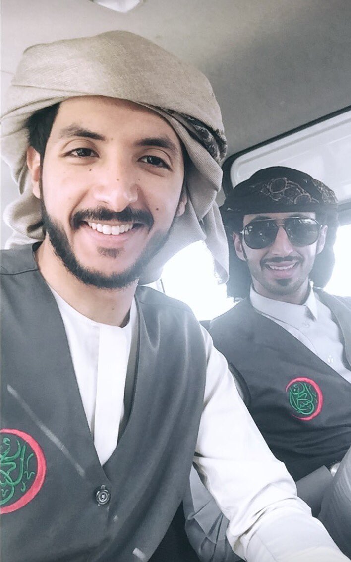Ehsanaorg's tweet photo. #الشاعر #سعد_السبيعي
 أبوغِنى @soaa1989 
والمنشد #مفلح_المشعلي
@mflah55s 
في زياره للجمعيةومشاركتهم لخدمة المرضى  شكراً لكم💚#وقف_ومن_احياها https://t.co/zpXbwNajcp