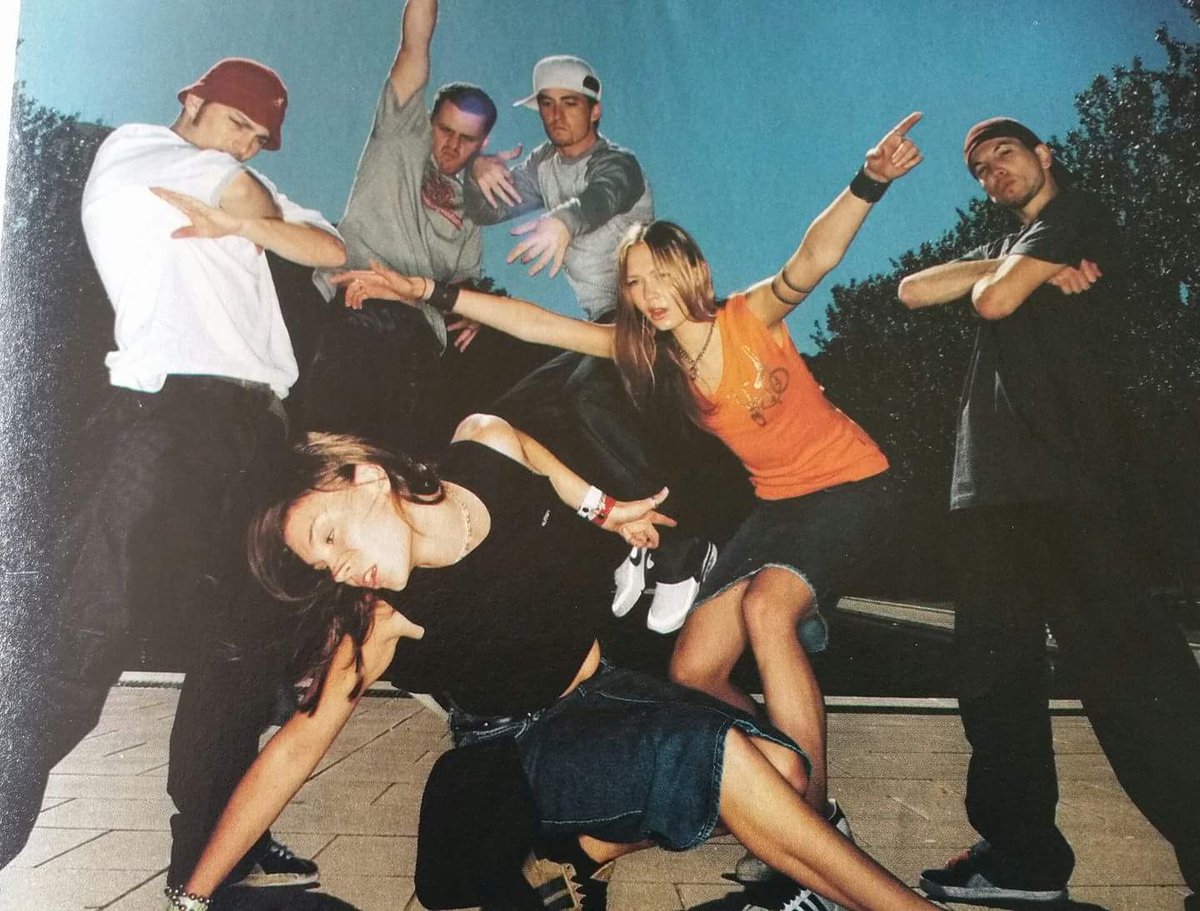 DeejayMathmatic's tweet photo. Flashback - Year 2000 - Ground Assualt -Sydney! #bboy #bboys #hiphop #sydneyhiphop #kangol #breakdance #defwishcast #deejaymathmatics https://t.co/mFk6gpl0zd