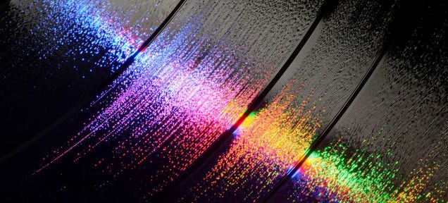 vnyldig's tweet photo. More #vinyl being bought due to people falling back in love with real music
https://t.co/1saAUnY5su https://t.co/gHiy3TZ22c