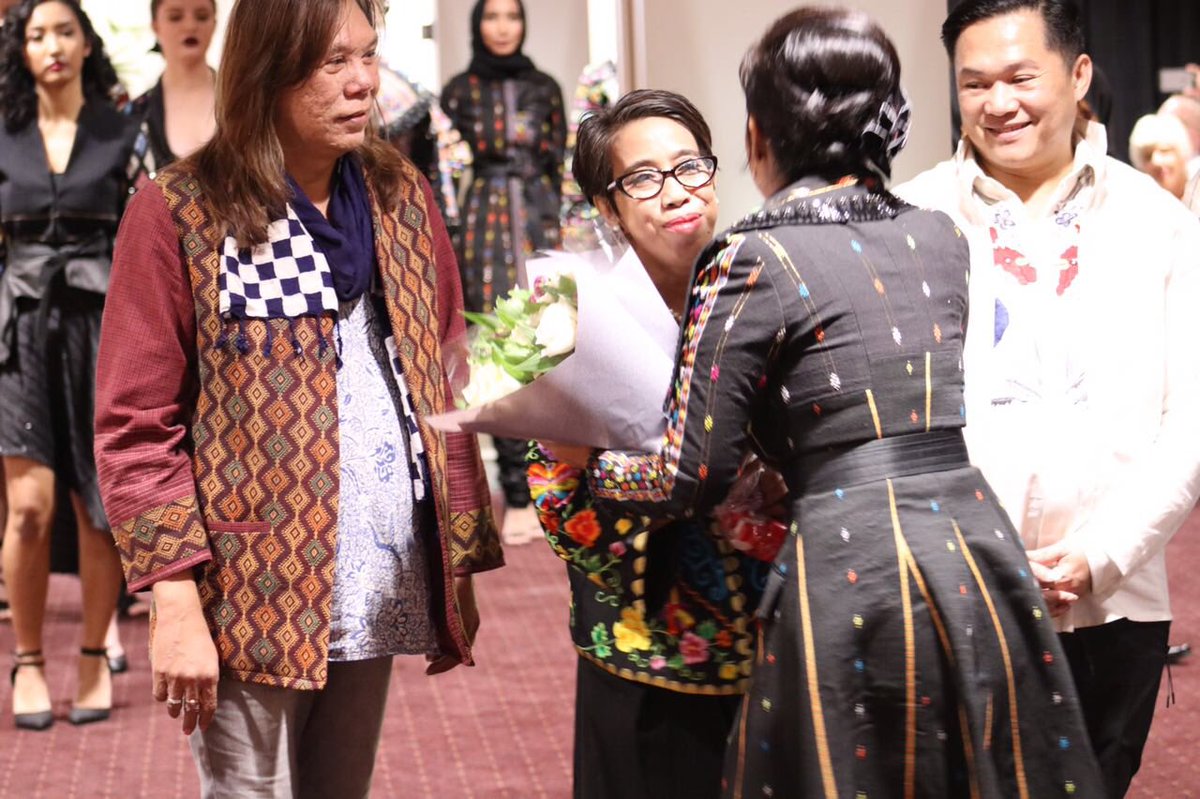 INAinDarwin's tweet photo. GreatEnthusiasm #IndoNTFashion @rikannya #DharmaWanita
Ready to make it annual event
@Juanita_Aline @Yudhis_Rahardjo https://t.co/LoGNsSJxQQ