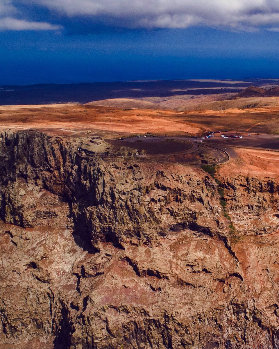 HunteAerial's tweet image. Never seen this shot before even by #drone: Looking back at the Mirador del Río viewpoint #Lanzarote #aerialphotography @ODHunte @DJIGlobal
