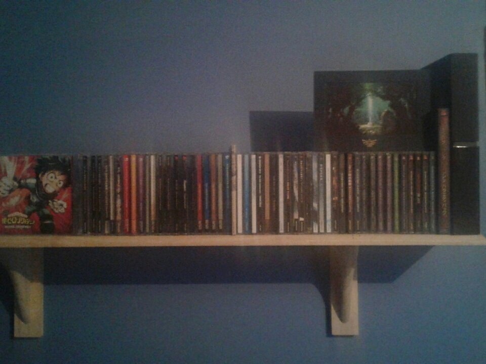 LimitTimeGamer's tweet photo. My cd collection has grown to the point, where i needed a new shelf. #cdaddiction https://t.co/mpCRiLJB6H