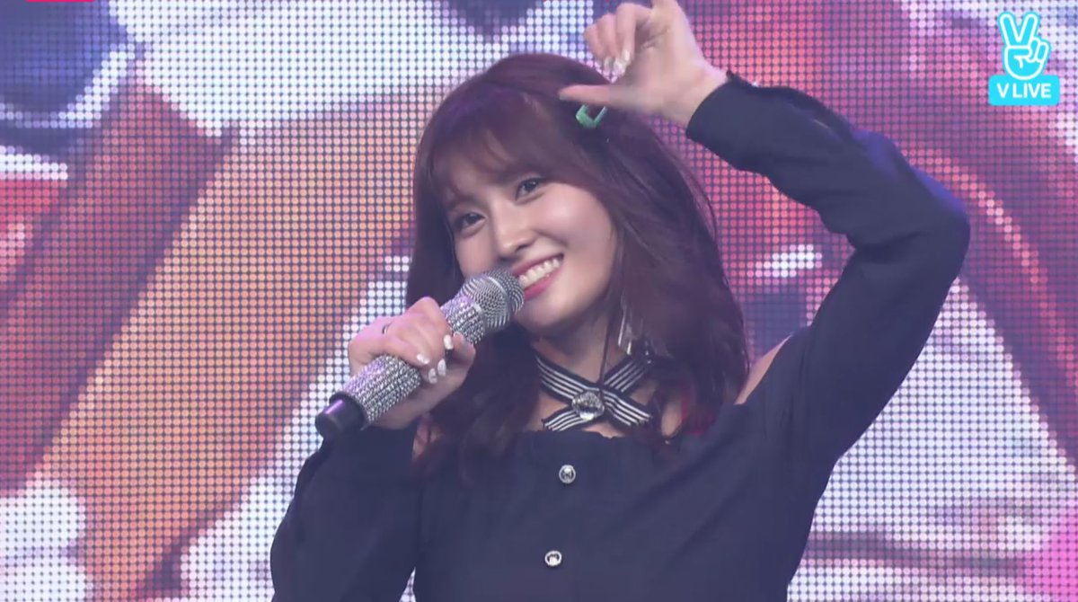 HIRAIMOMO_th's tweet photo. ❣️โมะมาอ้อนให้ฟังกันเยอะๆค่าา
#TWICE #SIGNAL #SignalShowcase https://t.co/36TeginQJ1