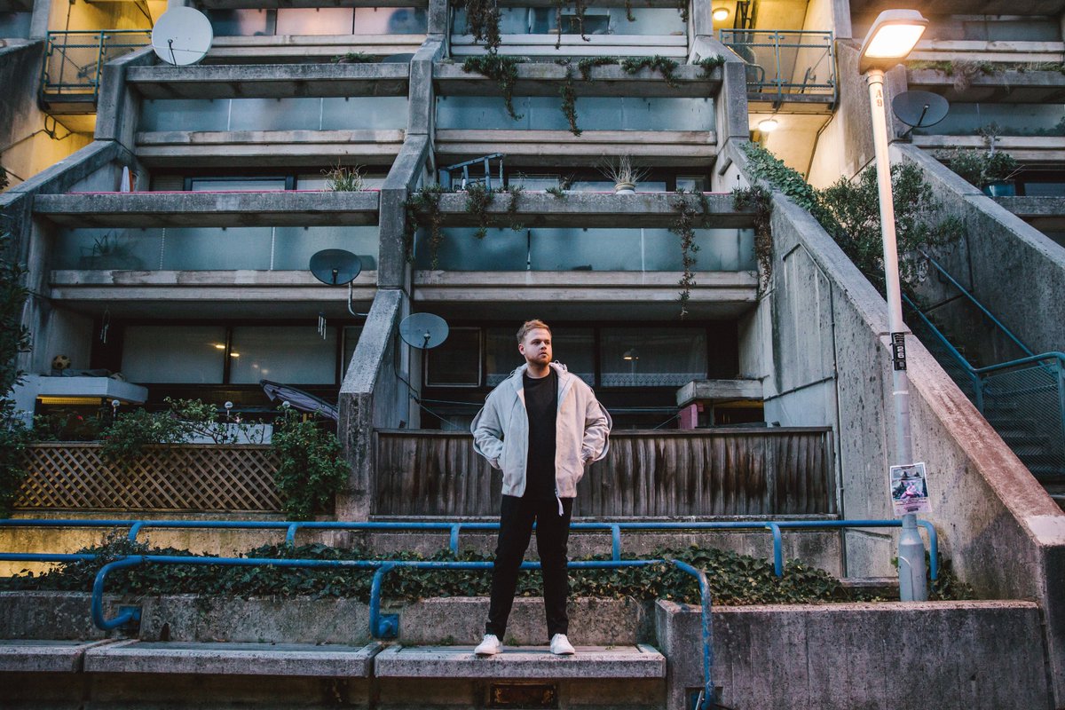 lucidpublicity's tweet photo. The cool guys at @ShortList are feeling that @IamTomWalker vibe #BlessingsEP https://t.co/KqpuYMgahE https://t.co/R5dI6ylFni