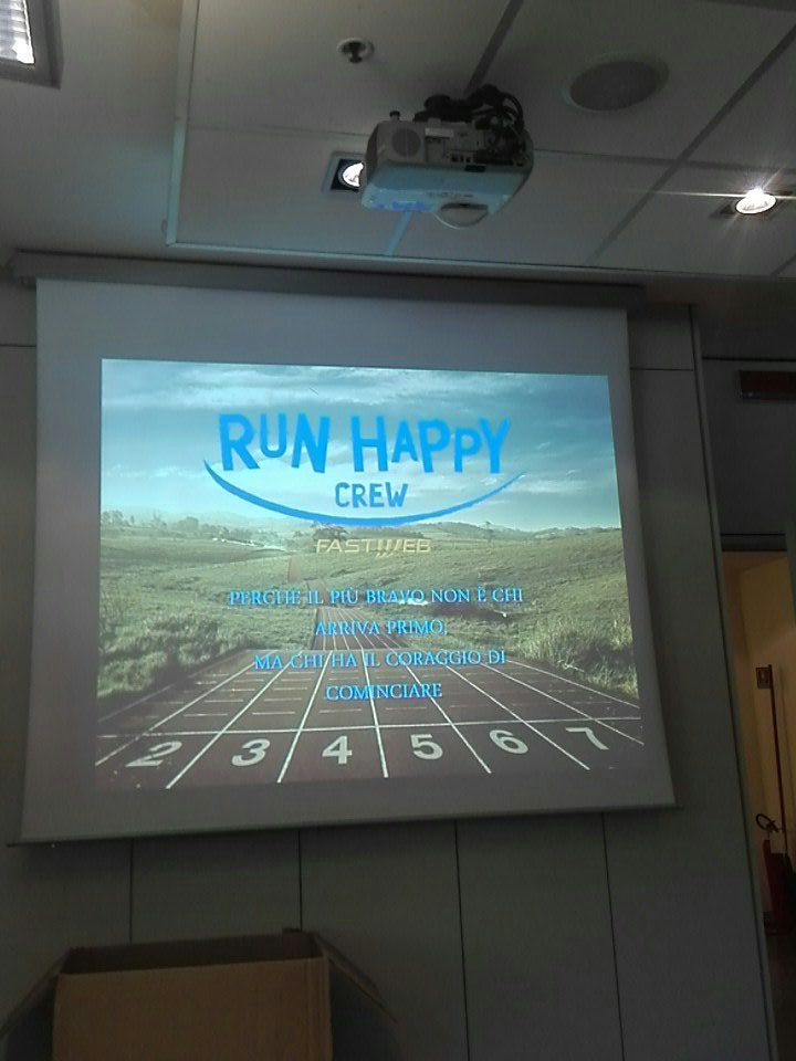 valeriedupin's tweet photo. Nessuna azienda si è messa in gioco cosi tanto, 3 squadre, 3 sedi, 260 persone, anche #brooks è stata spiazzata 😊 #runhappycrew #befw https://t.co/Qcpexfb81j