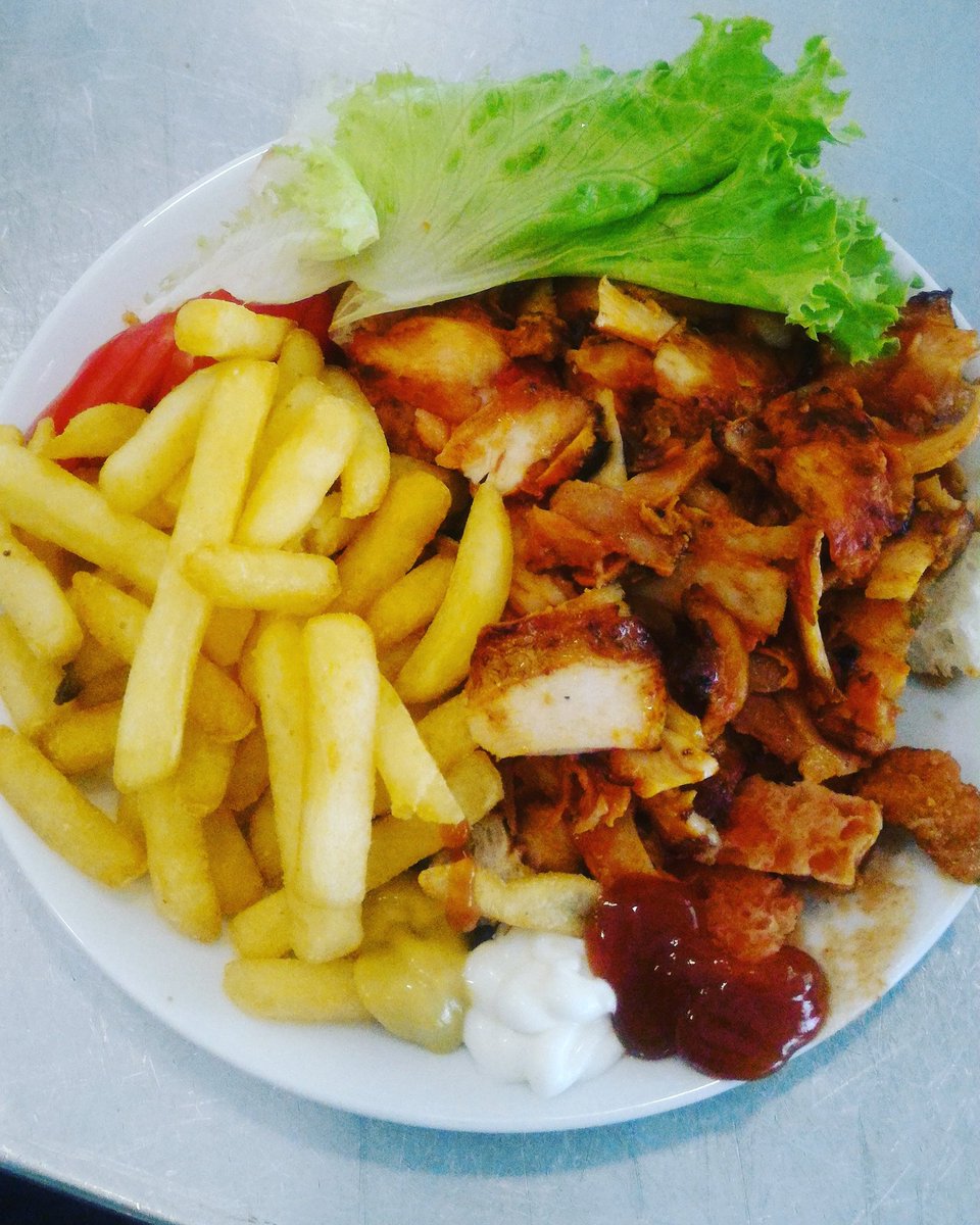 İsteyene Tavuk İskender...