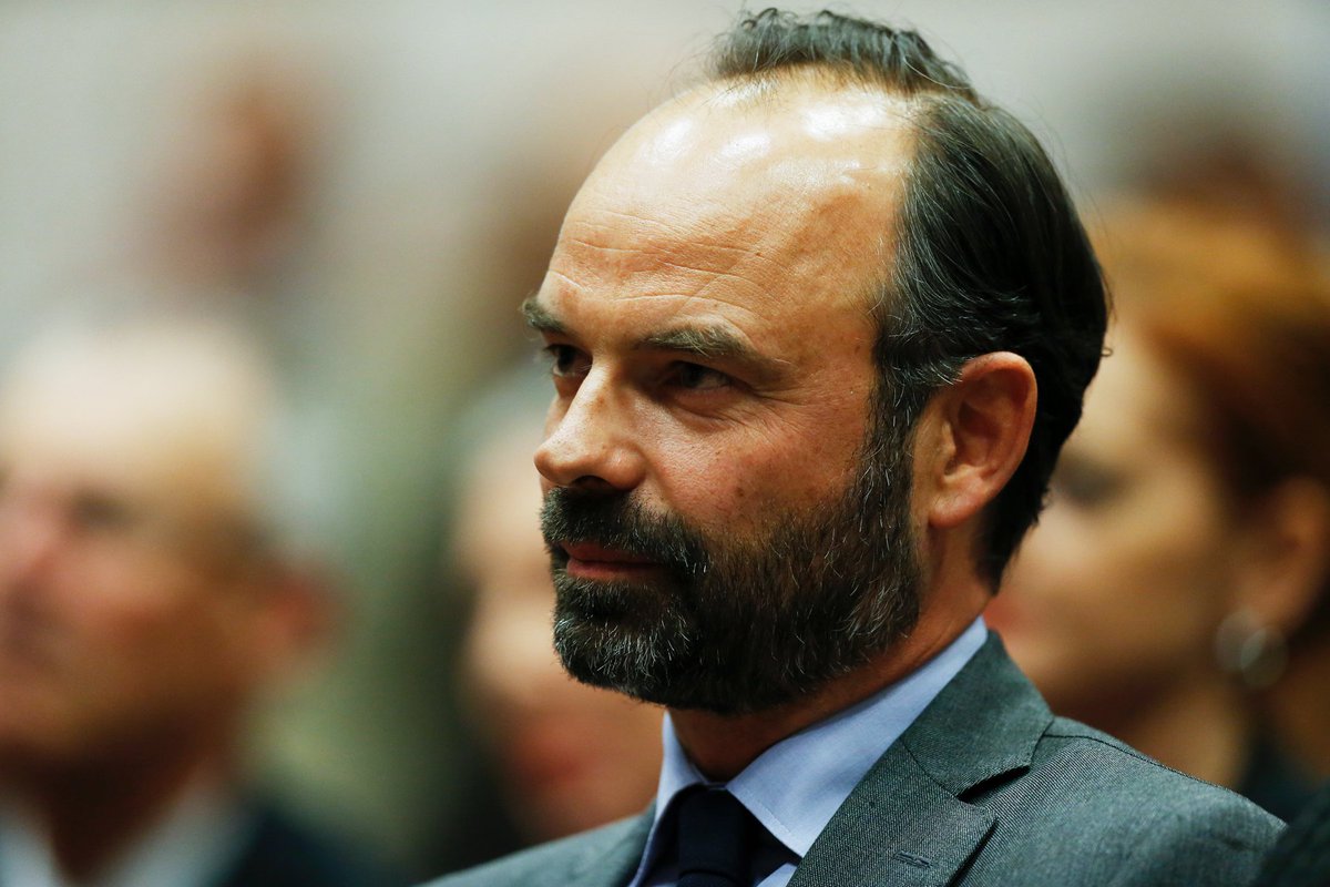 LePoint's tweet image. Tout ce qu'il faut savoir sur le Premier ministre Édouard Philippe bit.ly/2pNbfh2 #Matignon #EdouardPhilippe #PremierMinistre