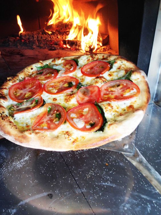 breadstoneovens's tweet image. Make your own #WoodFiredPizza during our #CookingClass this Saturday! Sign up here: breadstoneovens.com/collections/wo… #DallasCookingClass