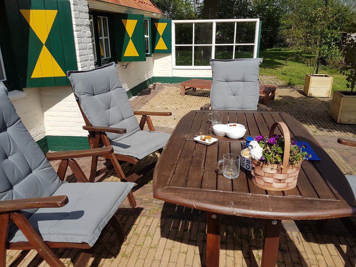 Mooie plek om te 'werken' #OnderwegNaarTopDorp <a href="/friesedorpentop/">Friese Dorpentop</a>