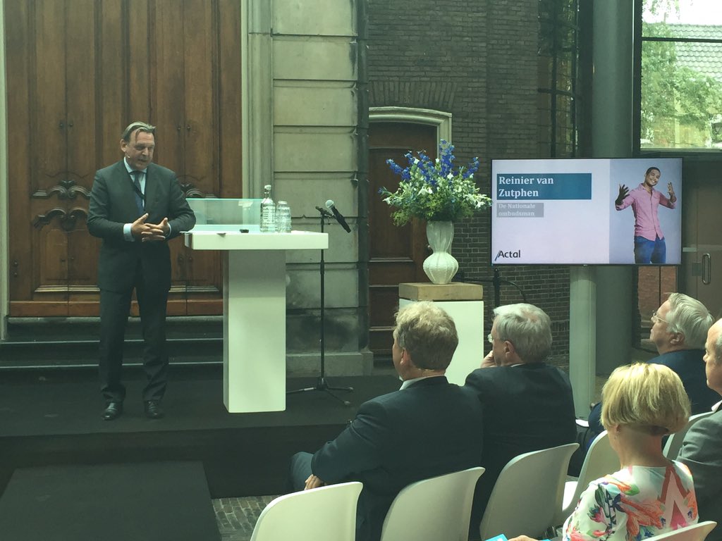 joycesylvester's tweet photo. De @nat_ombudsman over het burgerperspectief bij het symposium 'Naar betere regels, lessen uit 17 jaar #Actal' https://t.co/BQOc53qUqF