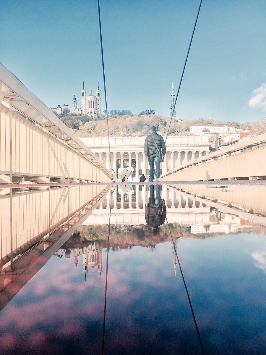 89Jrmy's tweet photo. Lyon 💙 #lyon #france https://t.co/9HkrAHprFs