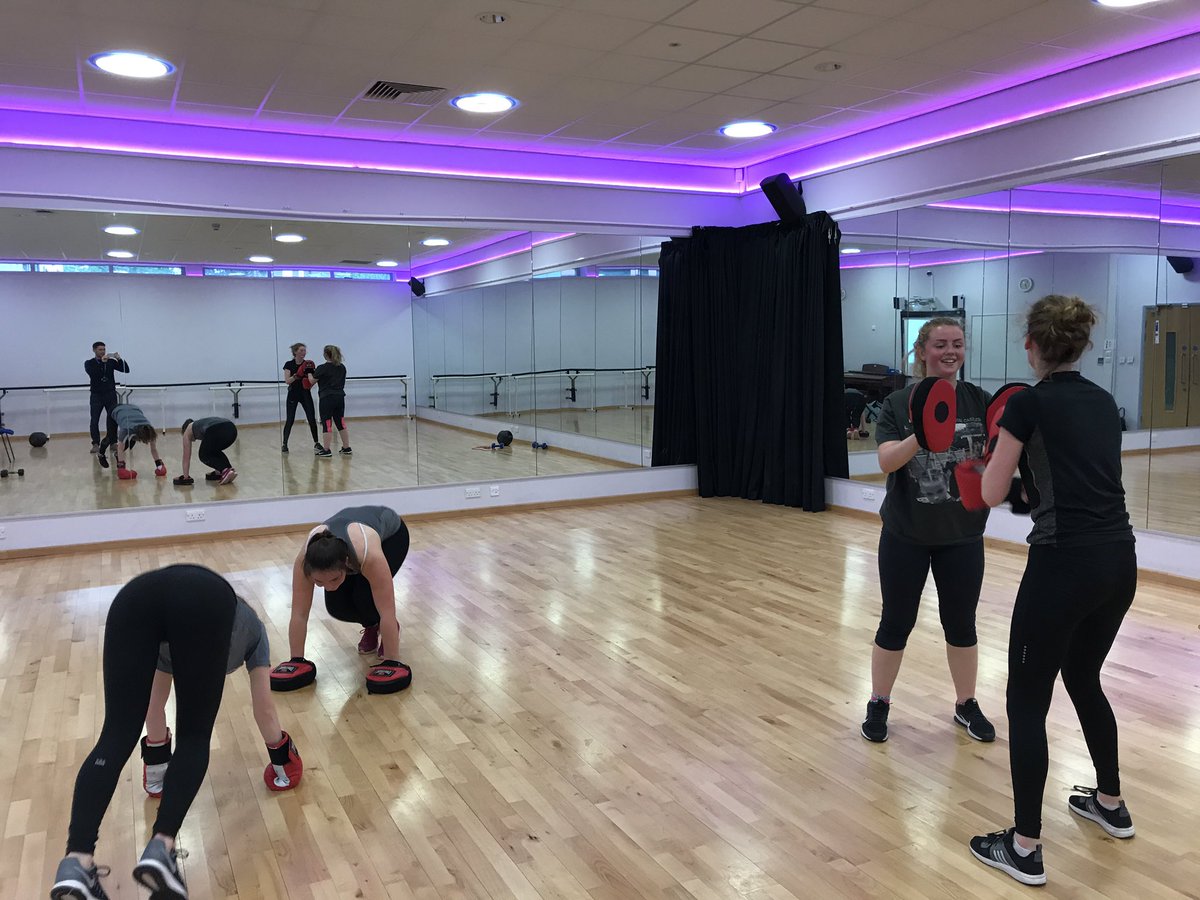 QESportsMaker's tweet photo. Great @thisgirlcanqe @QESFC Circuit and Boxercise session! #hardworkpaysoff https://t.co/1c9TarDq4j