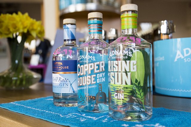 Adnams's tweet image. Free standard delivery on all Adnams Spirits this week. Get set for the Bank Holiday weekend! ow.ly/Yt5330bJZr0