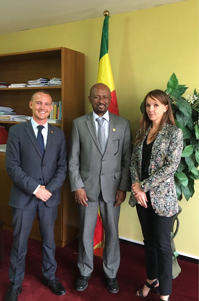 .@DKambInAddis discussed @mowieethiopia H.E. Hon Dr. Seleshi Bekele's program at #AfricaEnergyForum🇩🇰@stateofgreendk africa-energy-forum.com/speaker/he-dr-…