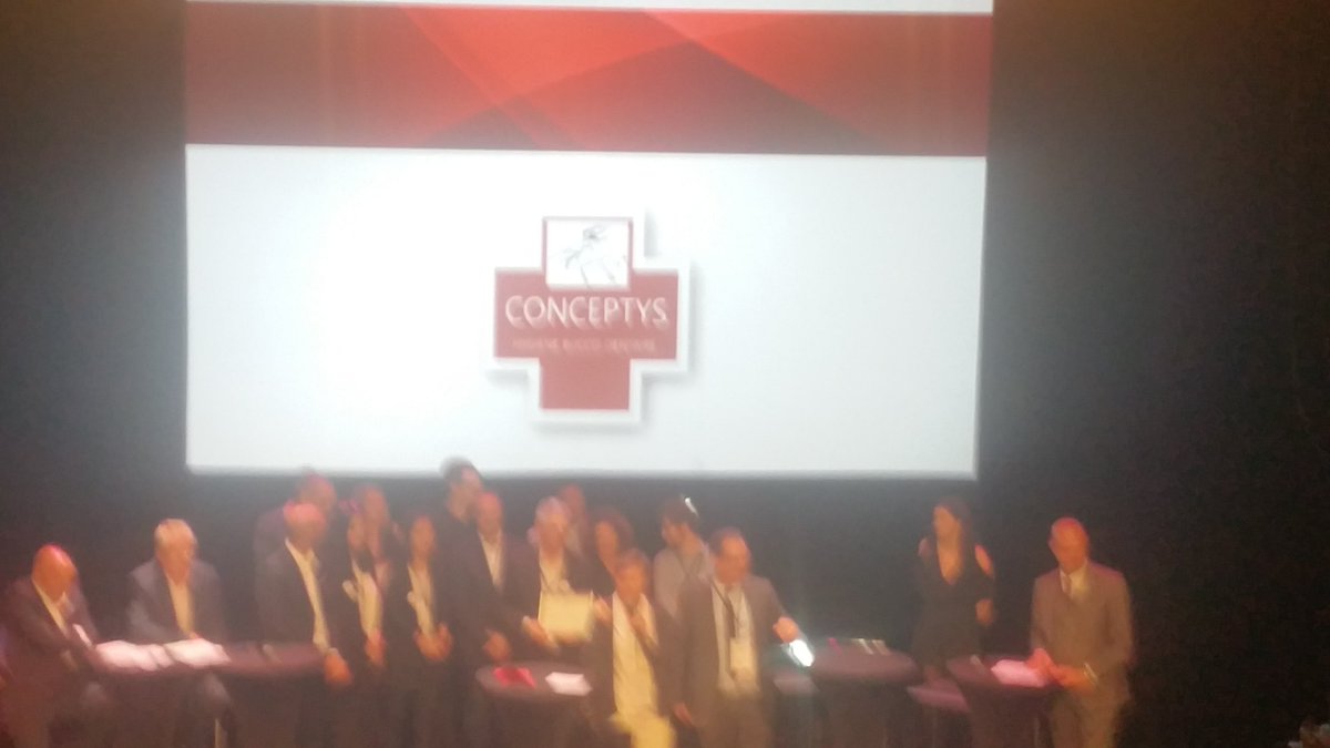 CTouveron's tweet photo. Un partenaire de la @FNAQPA lauréat du prix #silvershow @silverSHOW @SilverEco_Fr : #conceptys d'hygiène bucco dentaire @DidierSapy https://t.co/9skTOgB9Yt