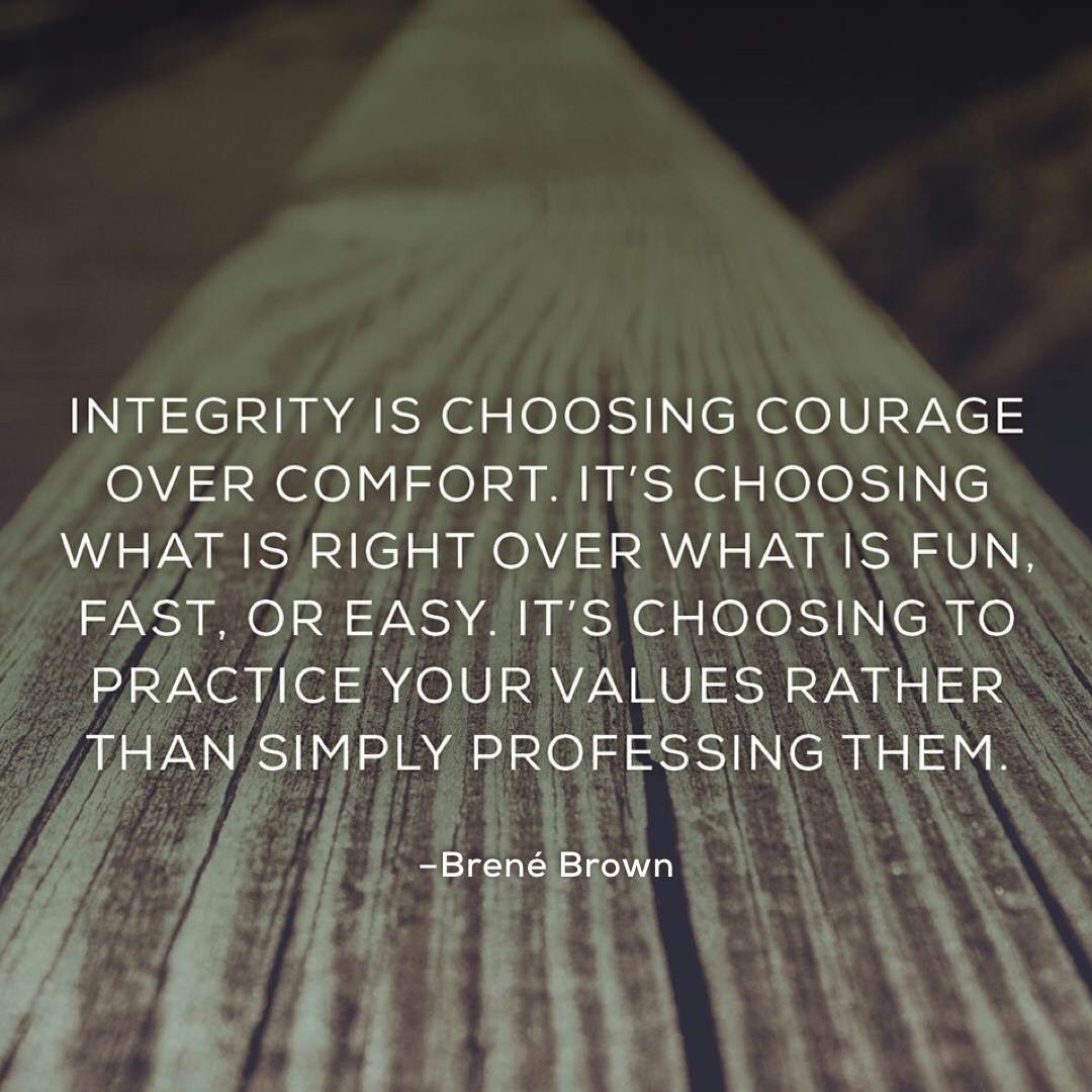 #MondayMotivation Choose courage over comfort, every time. <a href="/BreneBrown/">Brené Brown</a> always motivates. <a href="/EvangeliseIRL/">PresEvangelisation</a>