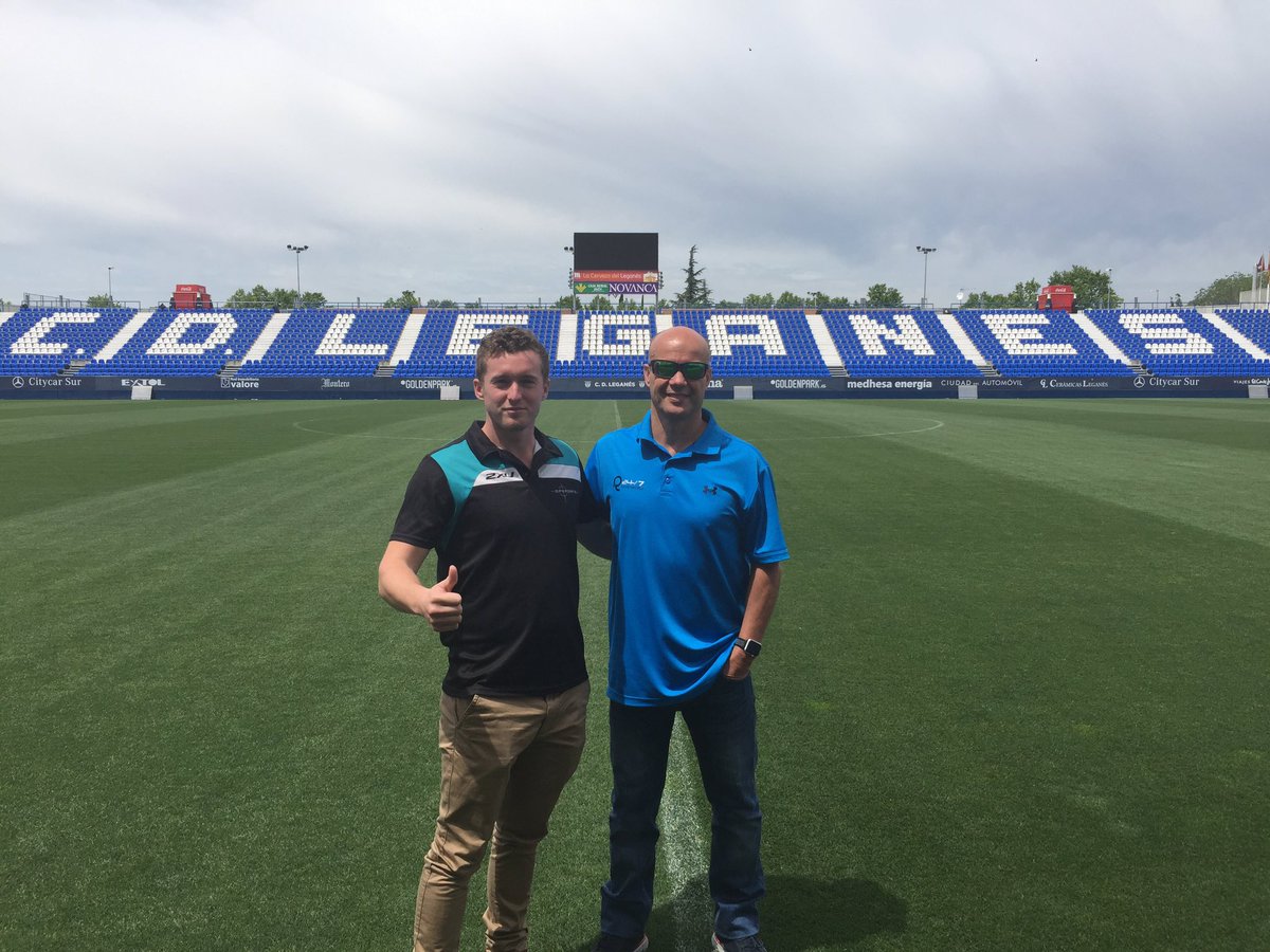 Rendimiento247's tweet photo. Gran primer día de visitas a clientes.
Agradecer a @MiguelPerez502 y @CDLeganes su amabilidad y atención durante nuestra visita. #EVO https://t.co/CM8WyBHdna