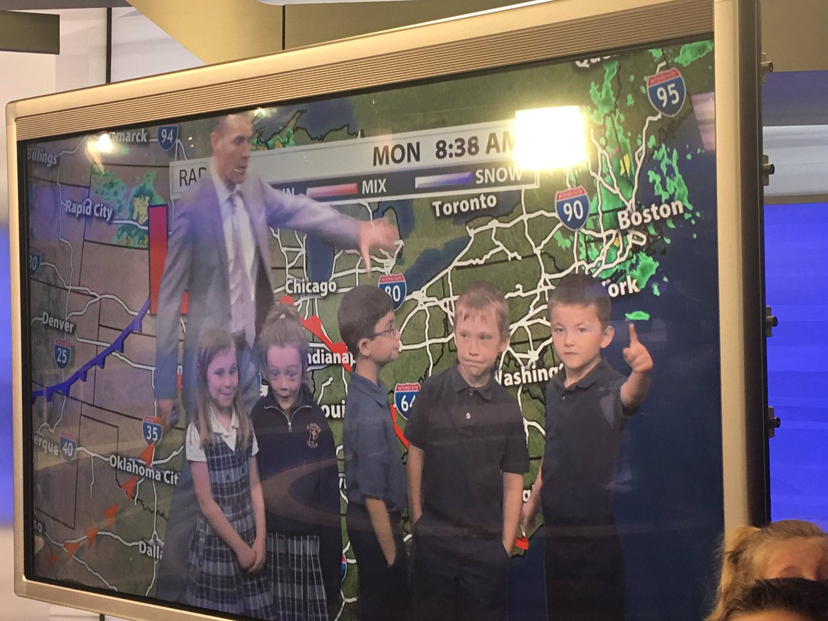 scresourceteach's tweet image. What a great trip to WDRB with 1B and 1W today! We have future news stars at St. Pats!@coolCatholicSch 
@1Bstpatrick @1Wstpatrick