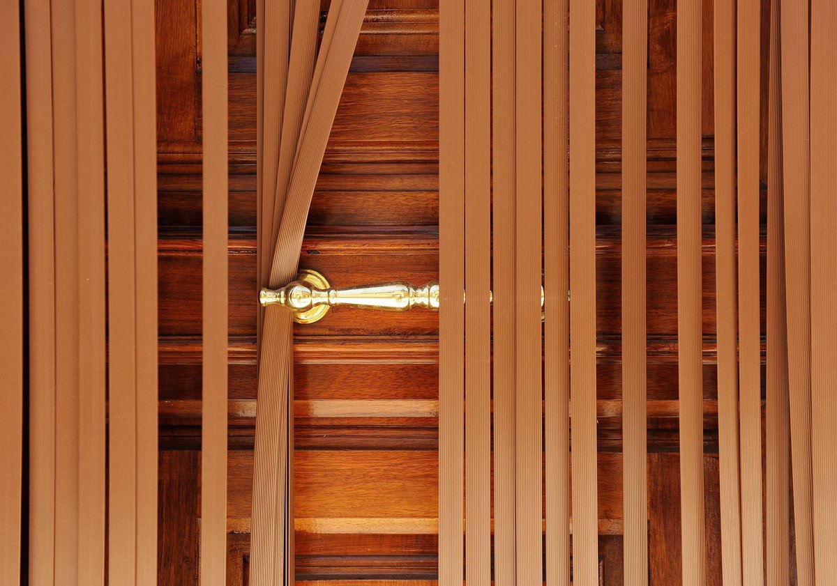 Persianas Badajoz tweet media