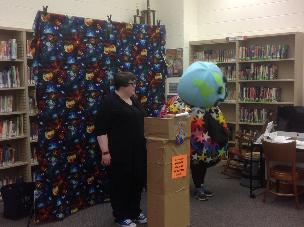 SJACrsdrsLib's tweet photo. Gr. 3-5 building a better world with the awesome librarians from Chagrin Falls Public Library! @sjacrusaders @chflibrary @CuyahogaLib https://t.co/o91j7cncSE