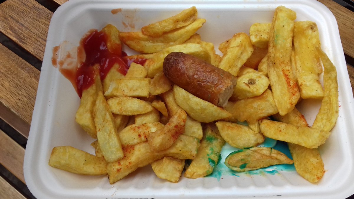 ElShortFuse's tweet photo. It matters not how strait the gate [...]
I am the master of my fate,
I am the captain of my soul.

"That blue syrup on your chips?"

...Yes. https://t.co/35QtOUbHw6
