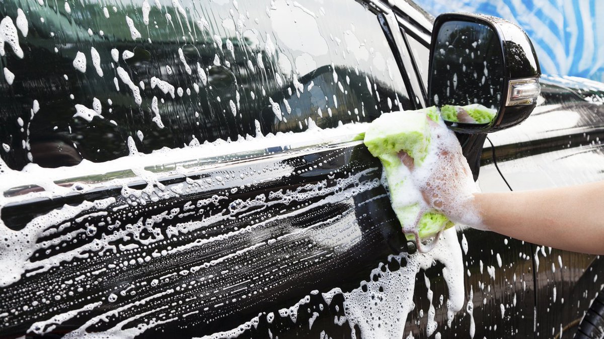 WheelSceneAuto's tweet image. What do you use to wash your car? #carwash #wheelscene #wheelsceneauto