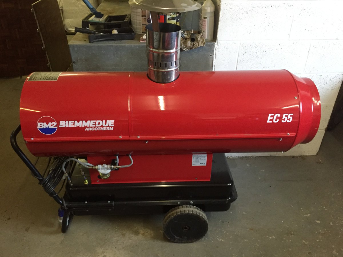 It's a bit nippy outside... anyone looking for a heater? Find this beauty for sale on e-ek.co.uk #marquees #events #buy #sell