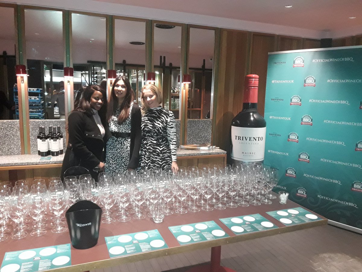 Preparando todo para el lanzamiento de #oficialwineofbbq <a href="/TriventoUK/">Trivento UK</a> <a href="/TriventoArg/">Bodega Trivento</a> and new wine Trivento Malbec Private Reserve 2015,  London