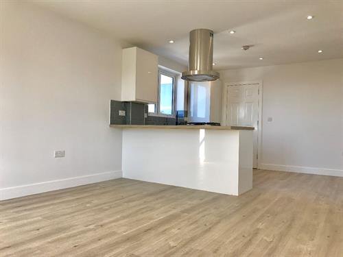 StanfordGrey's tweet photo. #ToLet two bedroom apartment situated in a central location #SouthCroydon #Surrey #AvailableVerySoon call to book your viewing today!! https://t.co/gTQs4ZND7y