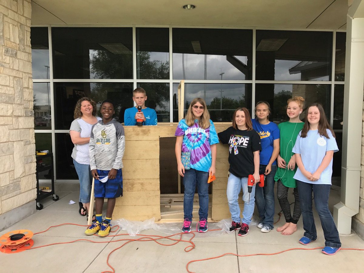 smslearns tweet media